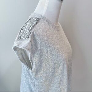 EXPRESS Embellished Shoulder Crop Tshirt Small